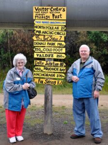 DSC_1704w Travel guzzards visiting the Alaska Pipeline