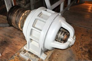 DSC_1731w W.T. Motor Driver with paper pulley