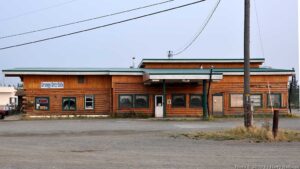 The Grumpy Griz at Tok, Alaska